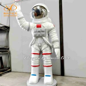 Customized Shape Electric Astronaut Animatronic Model For Educational Events