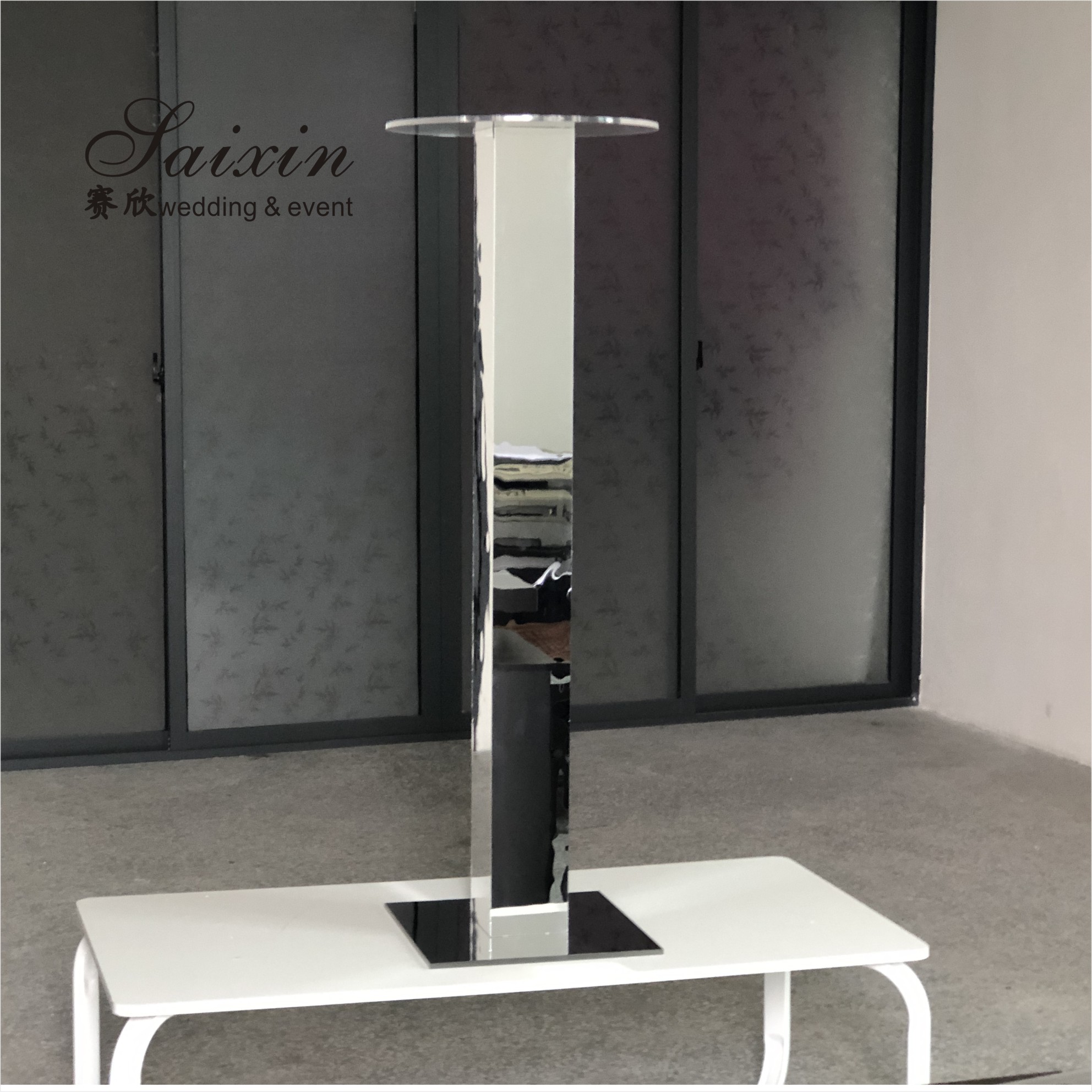 ZT-564S Wholesale hot sale tall silver mirror pillar flower stands for wedding table decoration