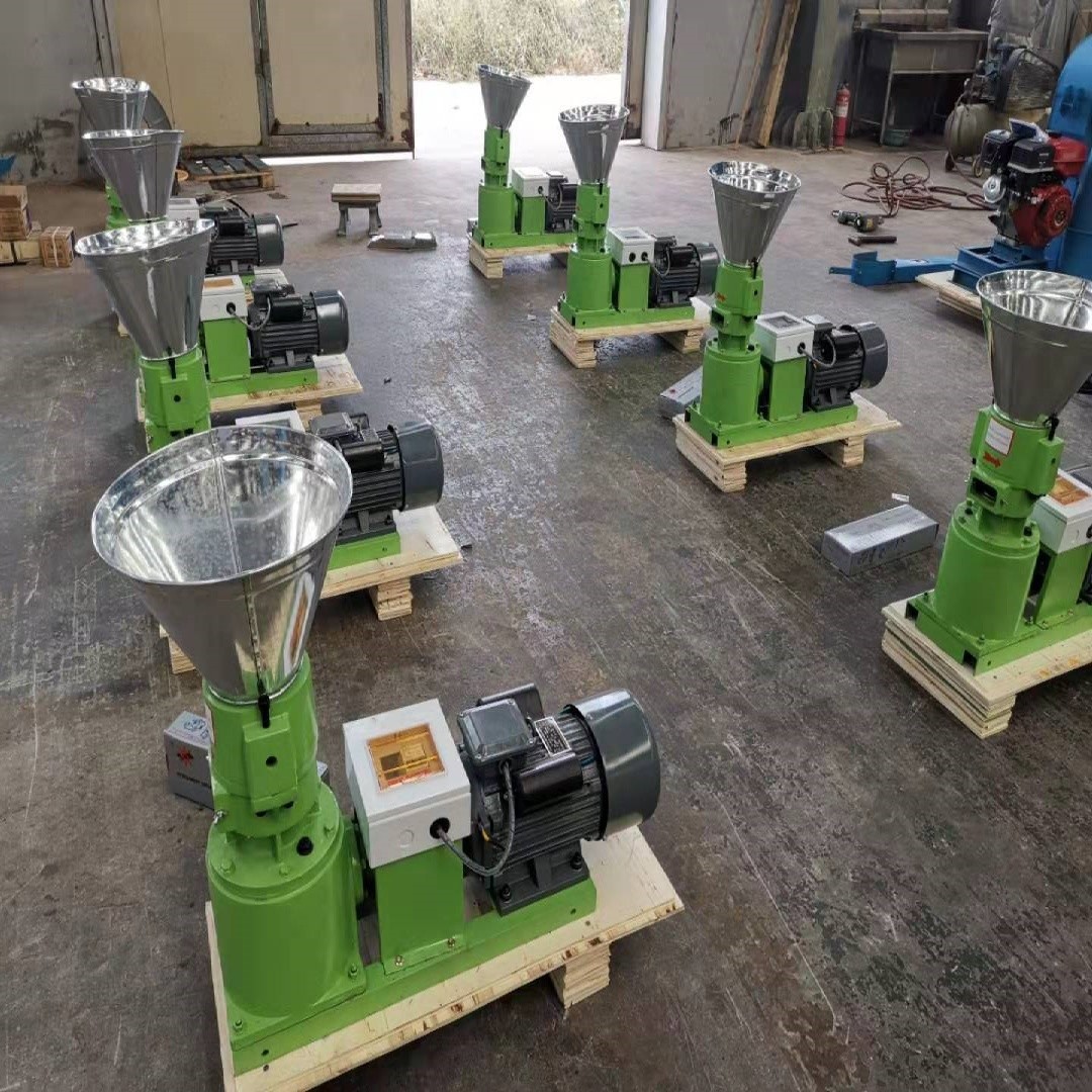 Animal Feed Pellets Made By Feed Pellet Machine Small Scale Feed Pellet Making Machine