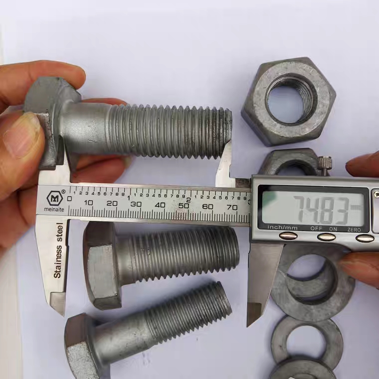 High Strength HDG Hex Bolts and Nuts Set for Heavy Duty Construction Length 20mm-300m