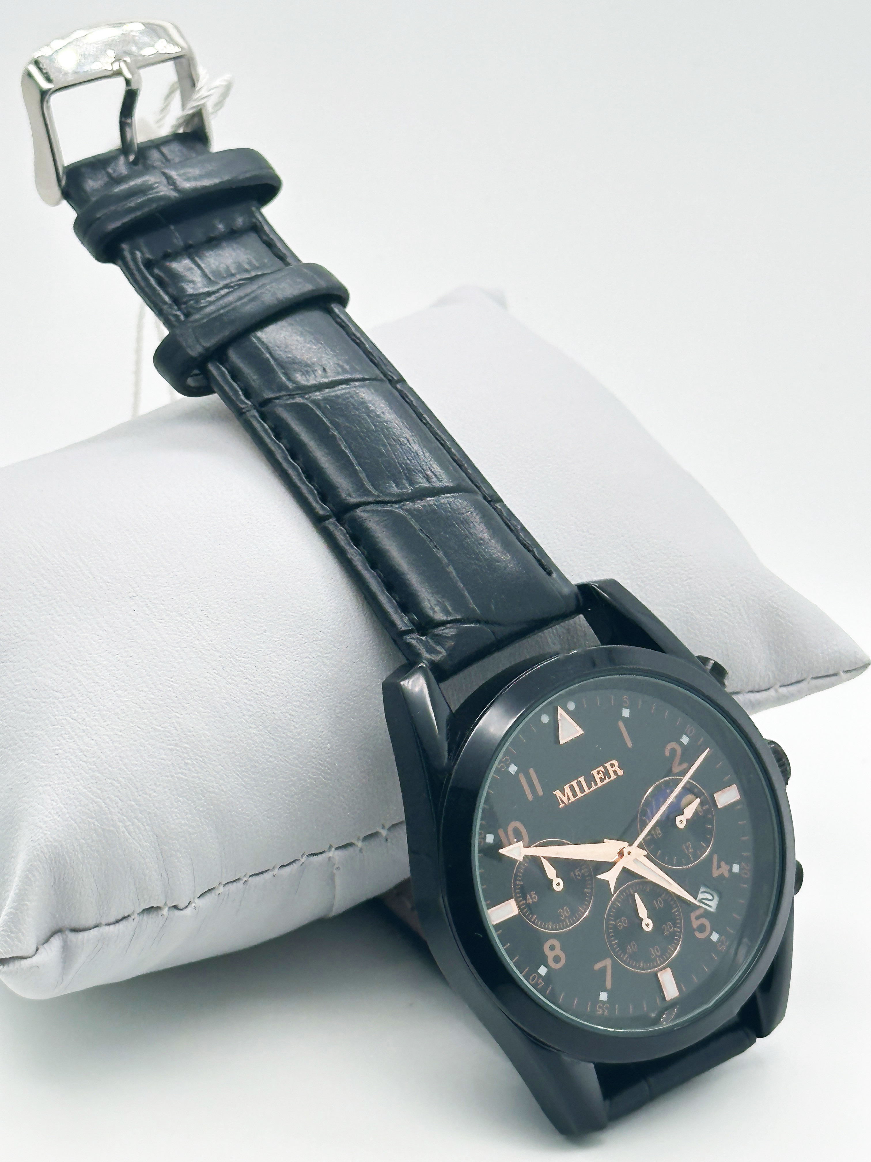 Custom Luxury Waterproof Wristwatch Analog And Digital Display Mens Stylish Watch