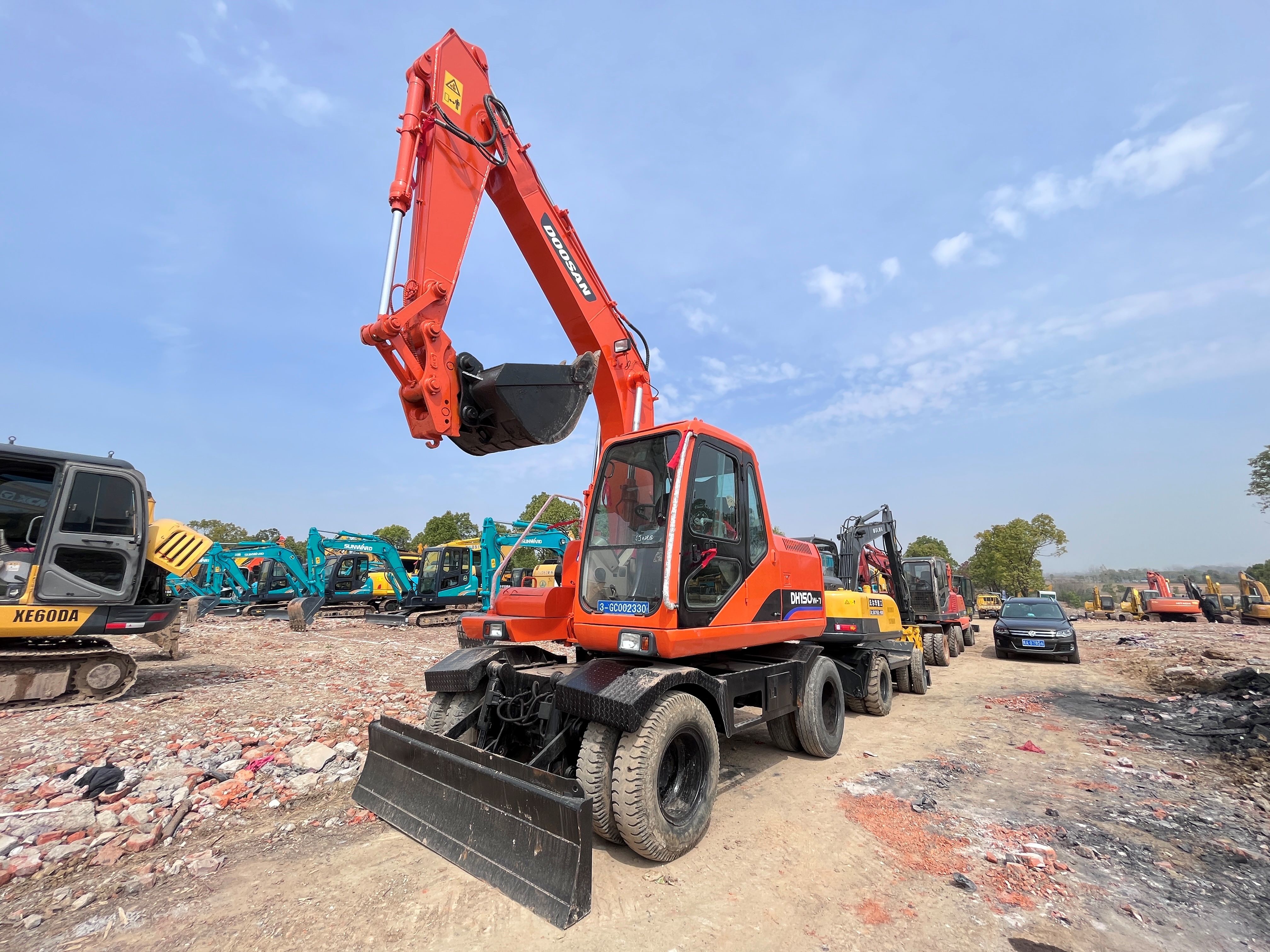 Used Doosan DH150W-7 Excavator Original Japan Industrial WHEEL Excavator For Family , Hydraulic , Second Hand