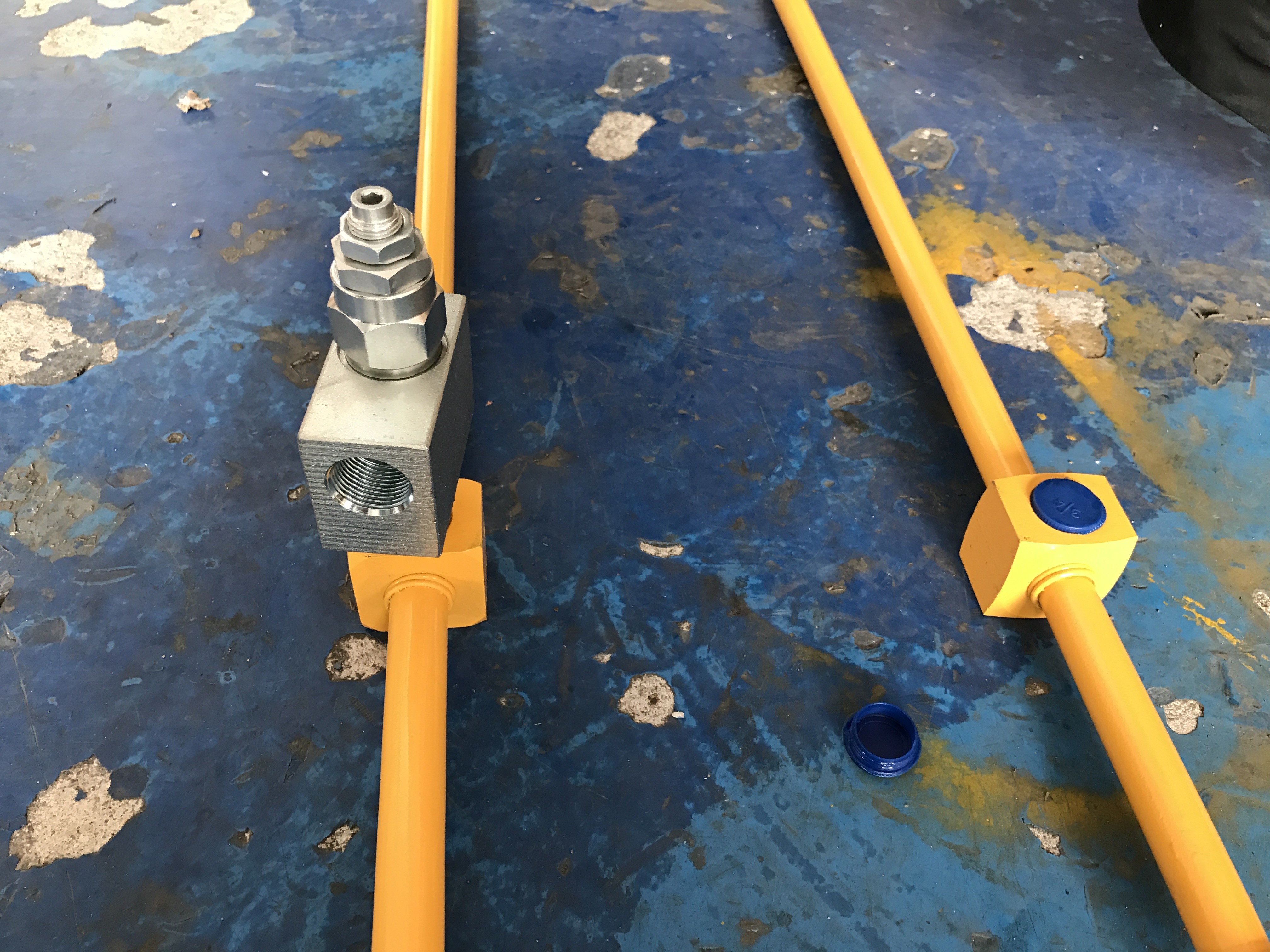Excavator Hydraulic Hammer Piping Kits Hydraulic Breaker Spare Parts PC200-5/6 CAT320DL