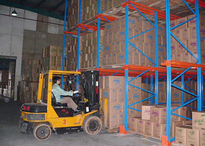 Customzied Cold Rolled Drive In Pallet Racking For Industrial Warehouse Storage