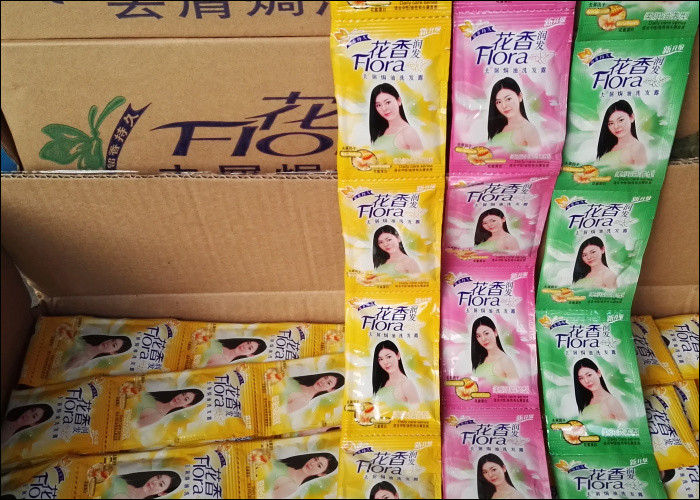 220mm 220kg Shampoo Ketchup Sachet Automatic Liquid Packing Machine 60HZ