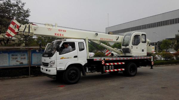 8 /12 /16 Tons Hydraulic Small Truck Crane , 10 Ton Crane Truck With Telecopic