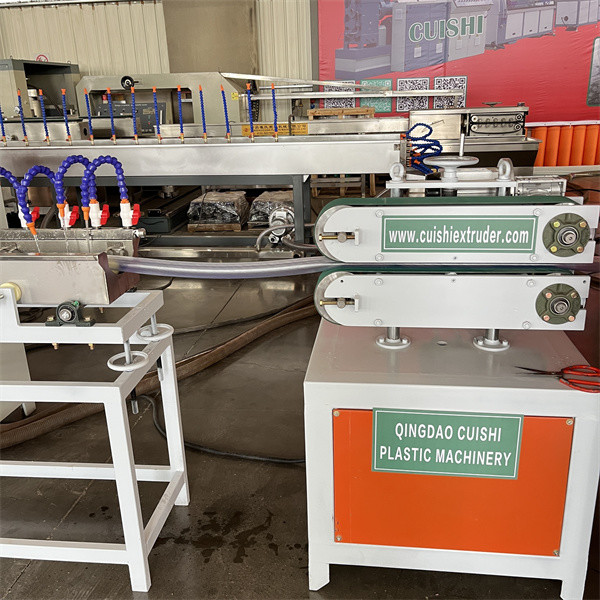 Soft PVC Garden Pipe Machine , Durable Plastic Pipe Extruder Manufacturer