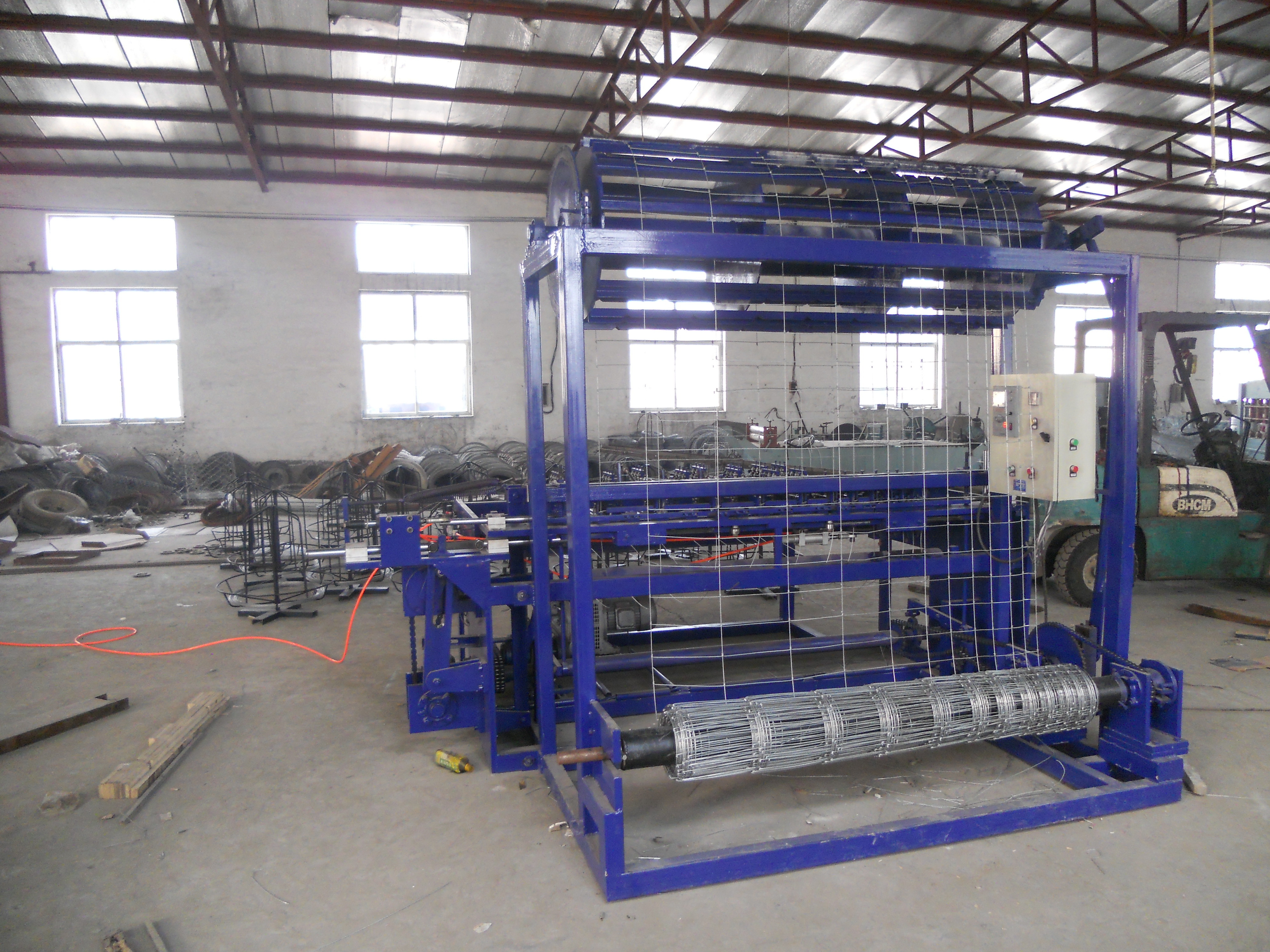 Automatic Grassland Fence Machine , Fence Knitting Machine For Animal Fence