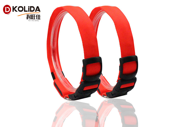 Security LED Iluminous Anti Lost Dog Collar Night Necklace With 1 * CR2032 Button Batteries