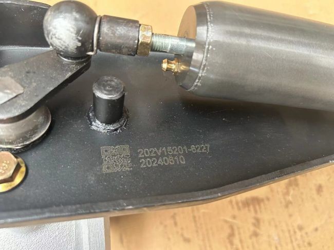 Exhaust Pipe Assembly 202V15201-6227 HOWO Truck Parts Sitrak C7