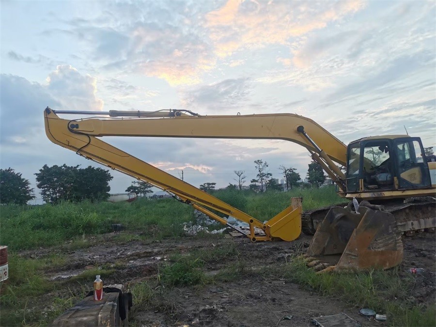 High Strength CAT 320 Excavator Long Reach , CAT320D 18M Excavator Long Stick for sale