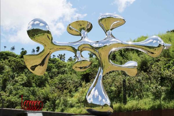 Large Garden Ornaments Statues , Stainless Steel Outdoor Deco Garden Art