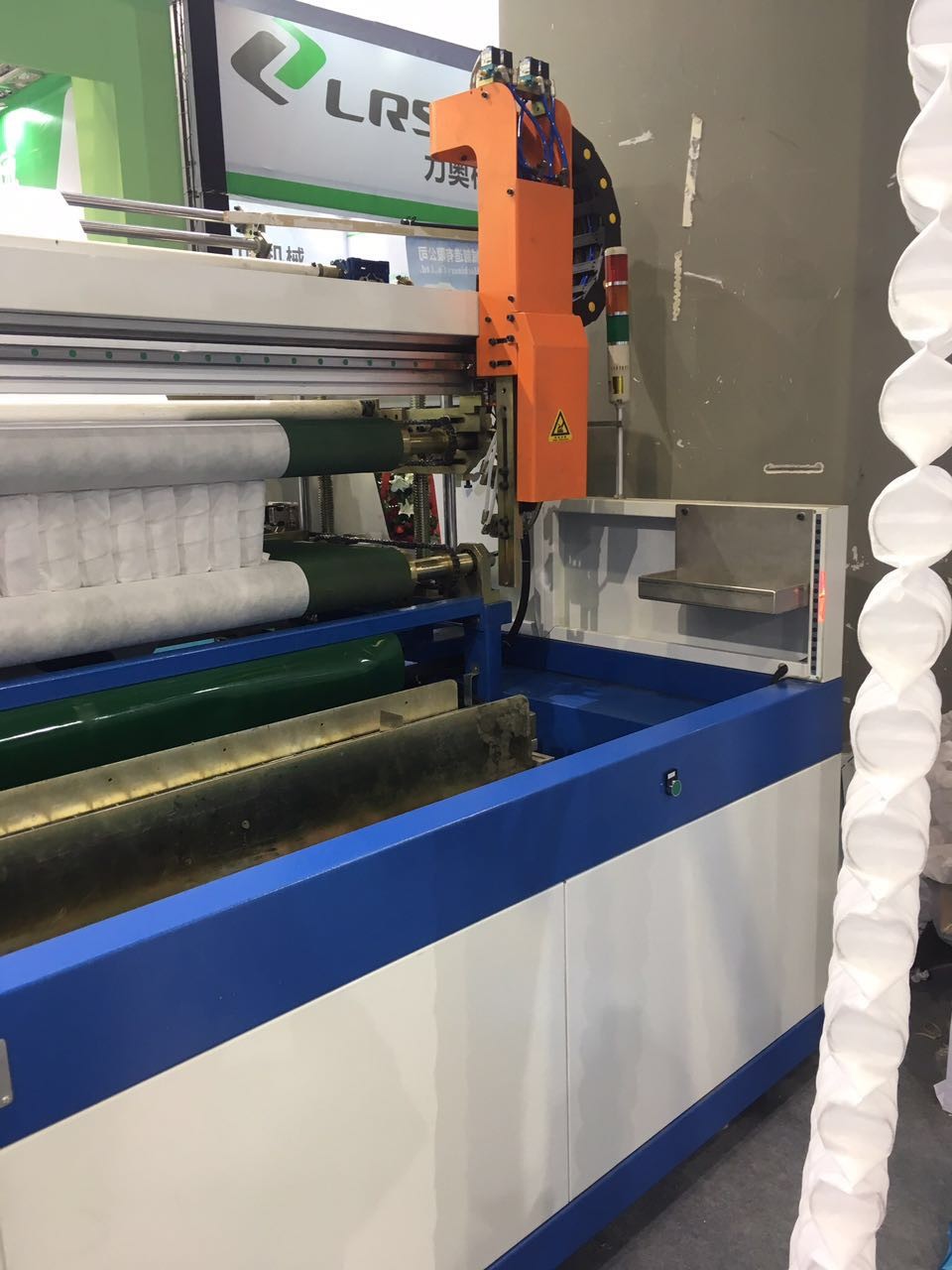 Stable Performance Viscose Machine , 3 Phase 380V Mattress Manufacturing Machine