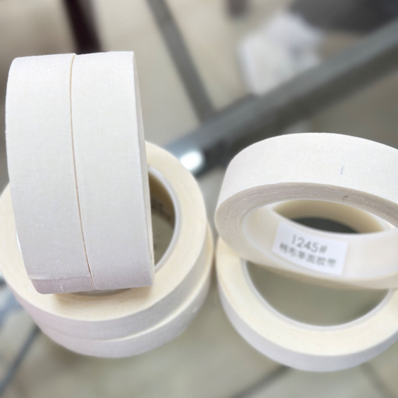White Cotton Tape For Hand Tearing Viscosity Hot Melt Adhesive Tape / Pet Tape - 15m To 30m Length