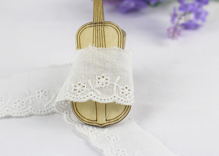 Embroidered Cotton Eyelet Lace Trim Broderie Anglaise Scallop Tape For Baby Suits