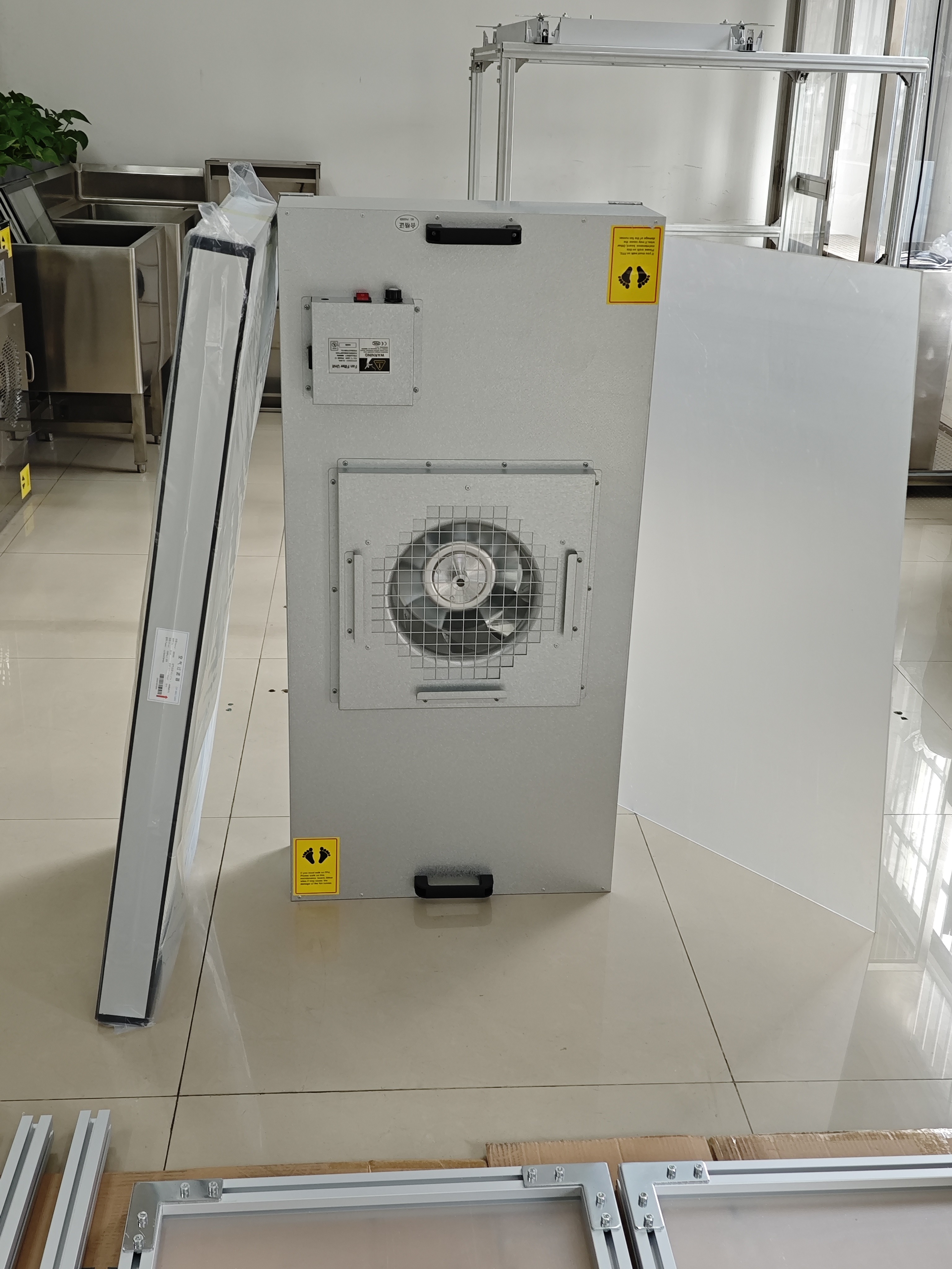 Acrylic Laminar Flow Hood Aluminum Frame FFU Clean Workbench HEPA Fan Filter Unit for Cleanroom Biotechnology Pharmaceuticals Electronics and Medical