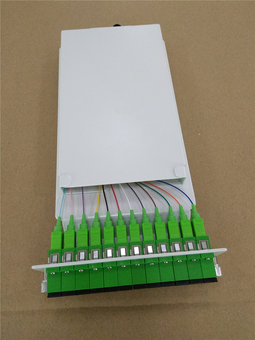 24 Core Sliding Terminal Box ODF Patch Panel 19 Inch Network Cabinet Mount Type