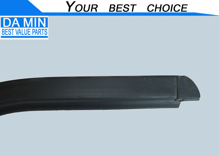 Front Door Rain Seal 1767380899 Rubber Strip And White Buckle Stick In Back