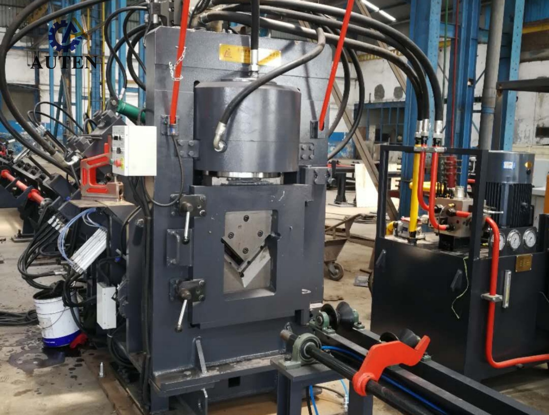Professional CNC Angle Punching Marking And Shearing Line For Angle Steel
