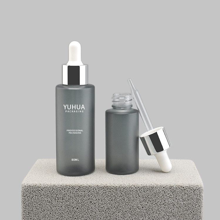 Eco Friendly 40ml 50ml 80ml Plastic Lotion Bottle Cosmetic Packaging Containers Electroplate