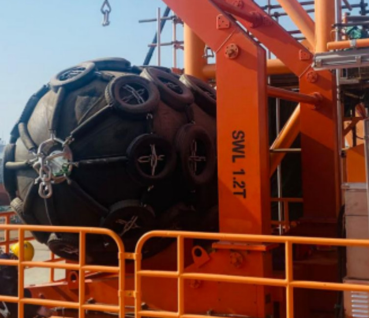 Floating Pneumatic Rubber Fenders