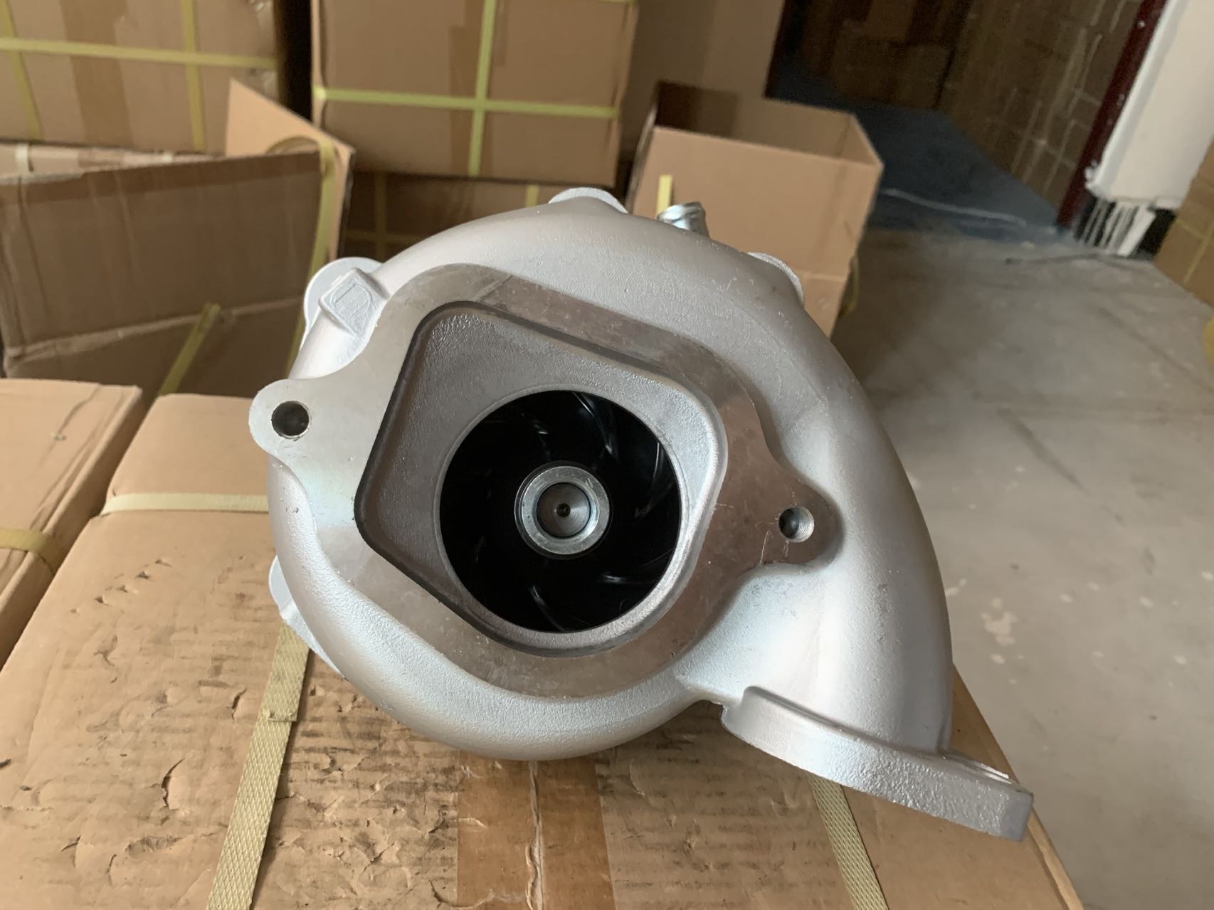 6wg1 Isuzu Water Pump Sany Heavy Industry 8-97615906-0 1136501124 1-13650112-4 1-87311001-0 Gasket