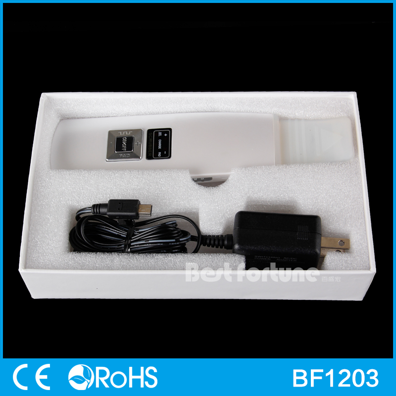 25 Khz Ultrasonic Skin Scrubber White Color For Neck / Hands / Legs