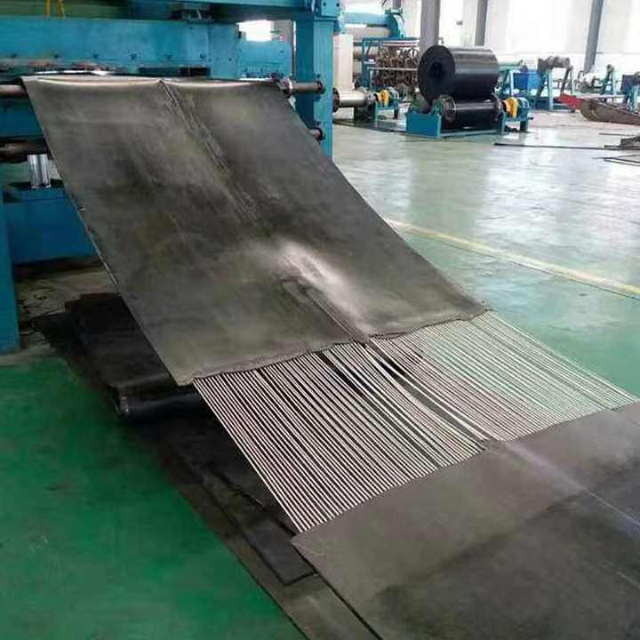 ST1000 Tear Resistant Steel Cord Conveyor Belts For High Temperature Material Conveyance And Handling