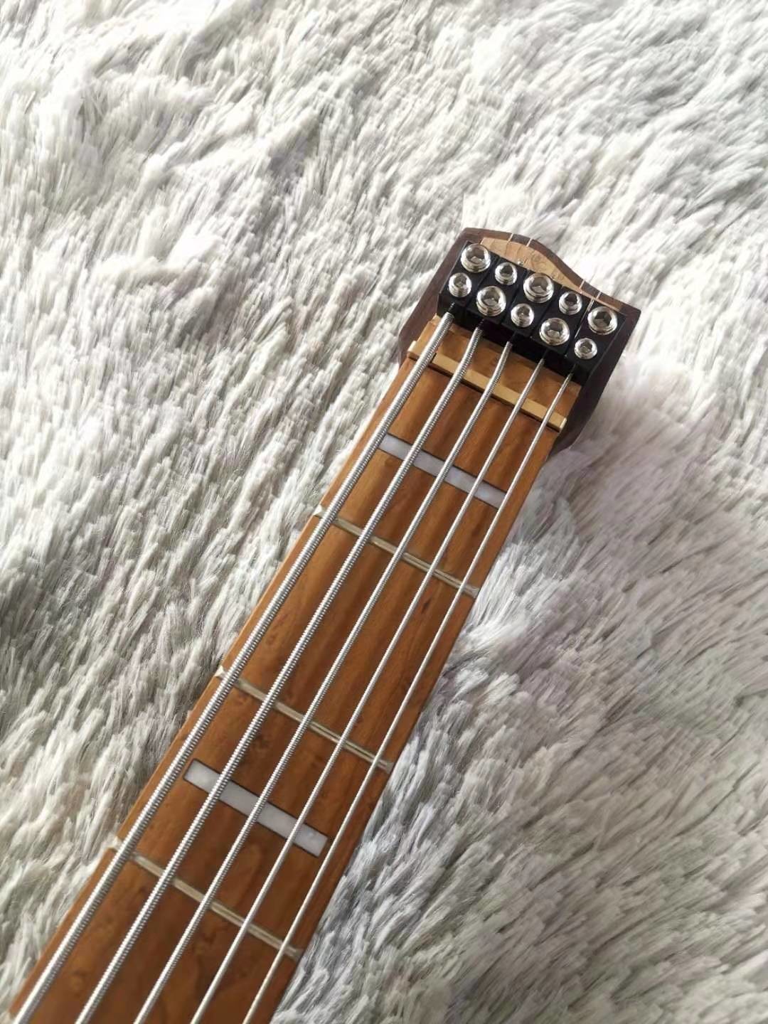 Ash Body Quilted Maple Top 9 Pieces Maple Neck Roasted Maple Fret Headless Bass 5 String Guitar Bass Free Shipping
