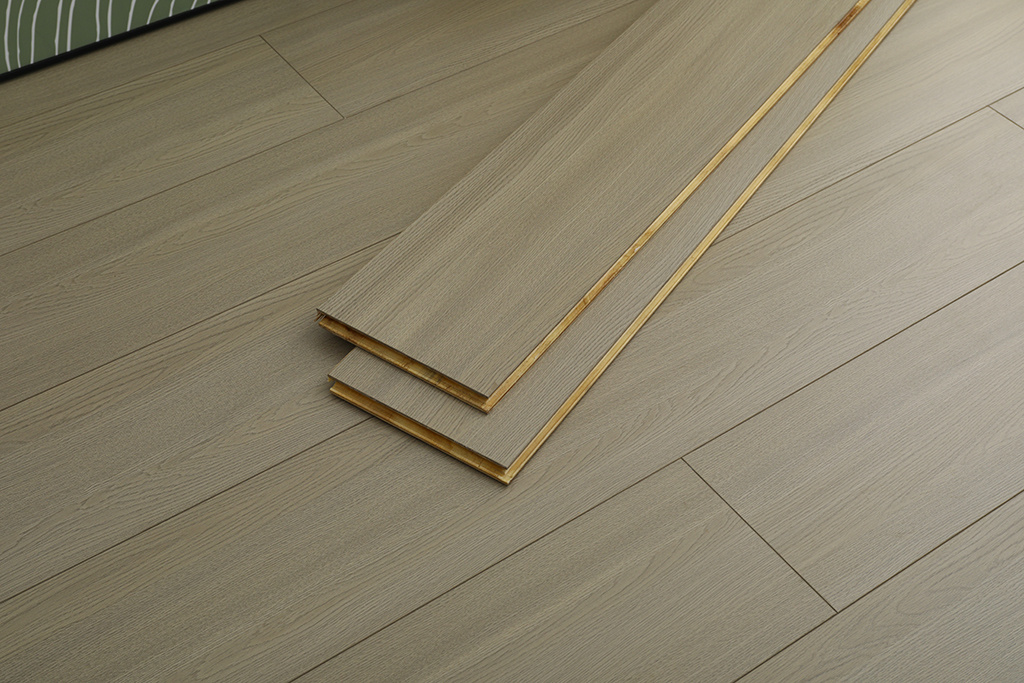 Three Layer Engineered Wood Flooring In European French Oak