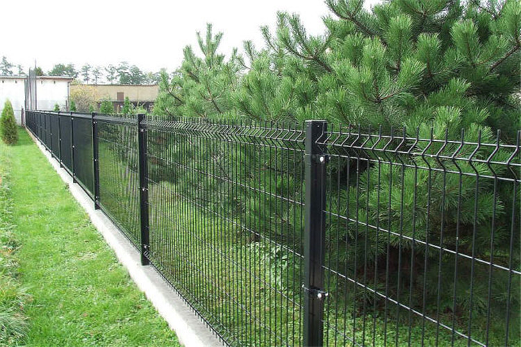 2.0mm 3.0mm 4.0mm Galvanized Wire Fence Roll Hot Dip 50mm*50mm 2*2