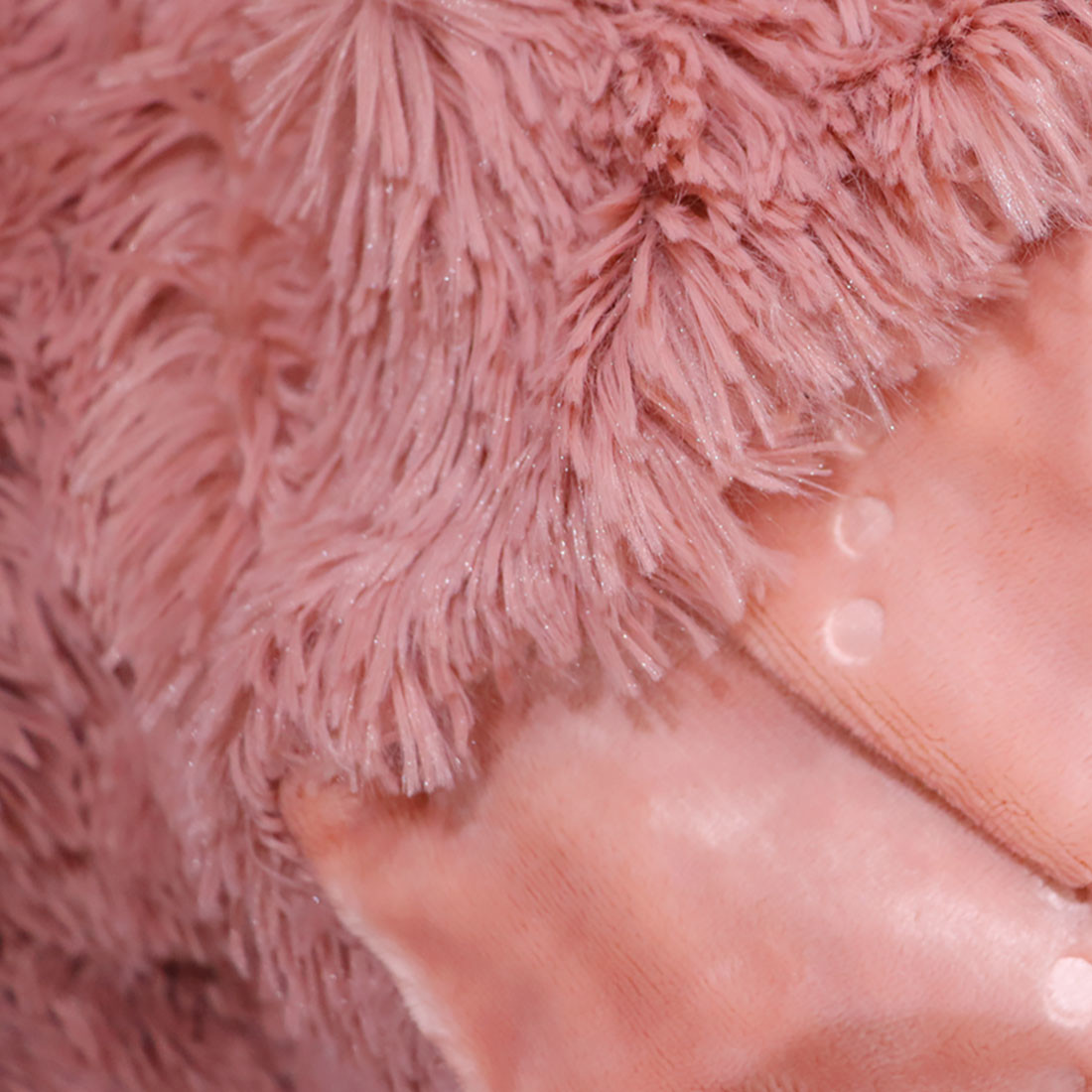 HomeLightweight Faux Fur Throw Blanket High Durability Fluffy Fur Blanket
