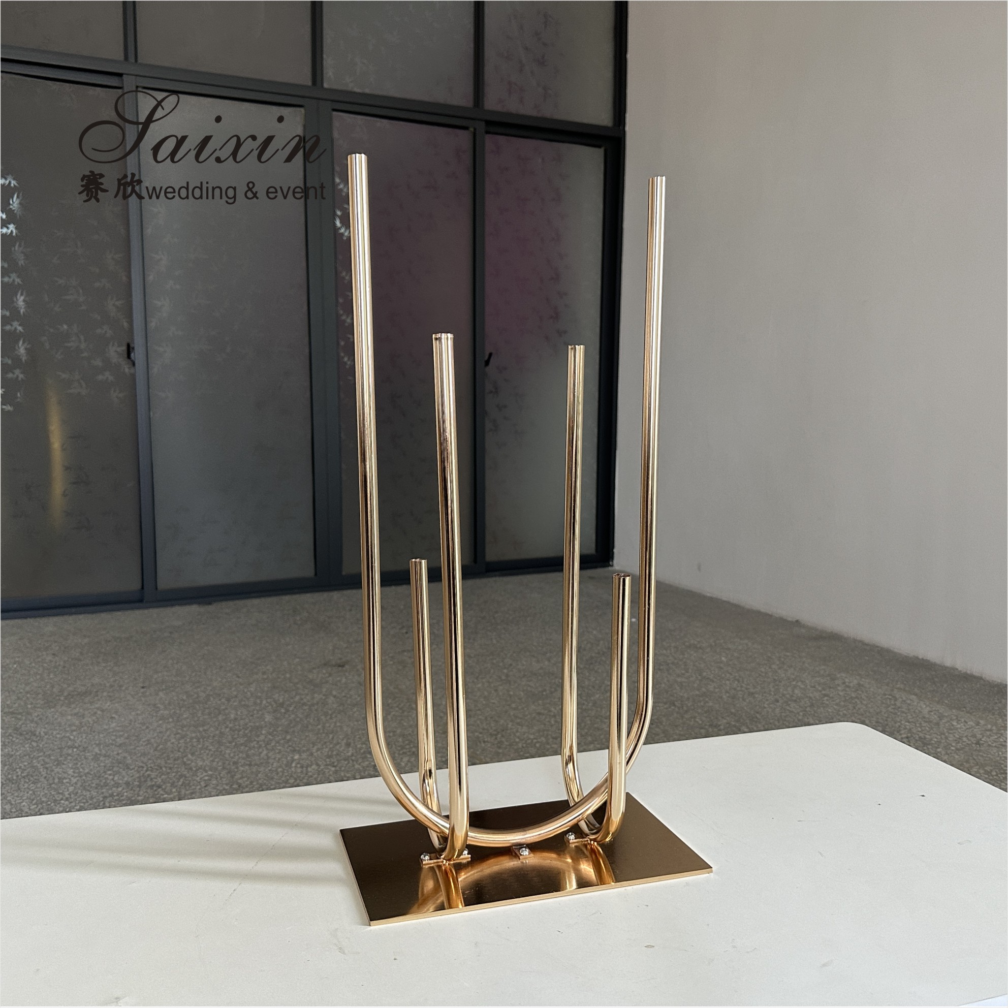 Tall Aisle Wedding Flower Stand Decorative Gold Metal Flower Holder
