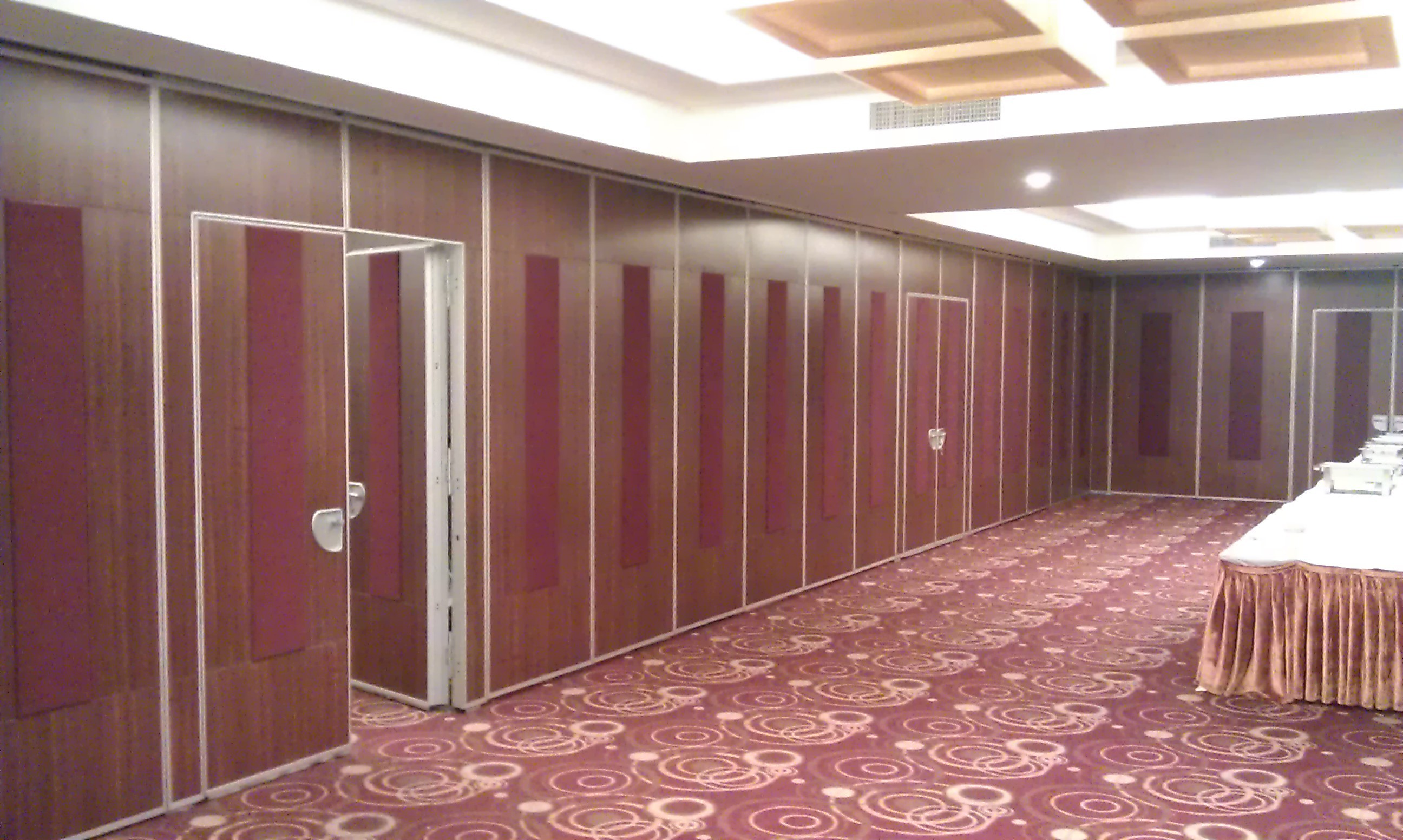Folding Modular Soundproof Partition Walls For Ballroom Stable And Safe