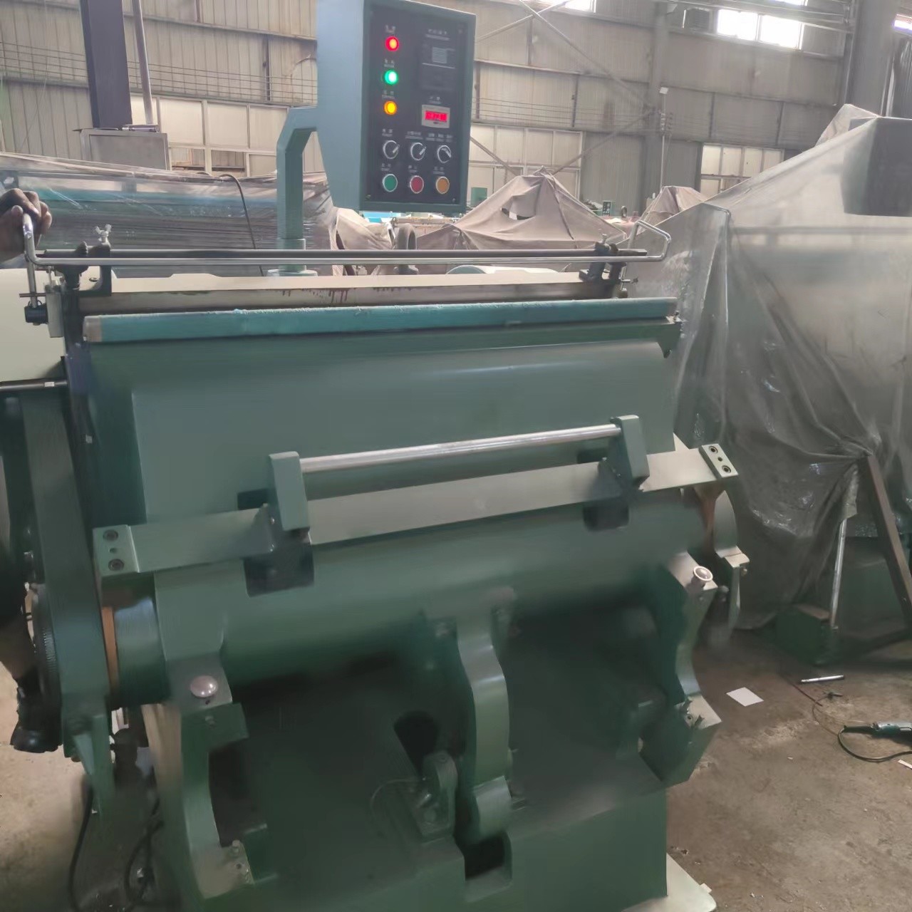 Alloy Steel Sliding Bearings Emboss Machine HJ1100 4KW Motor Welded Indentation
