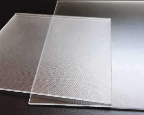 Ultra Clear Electricizable Solar Panel Photovoltaic Glass/Sun-Shade Heat Preservation Used for Building Curtain Wall/Gla