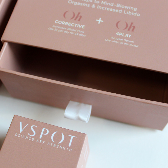 Slide Out Gift Packing Boxes With Ribbon Rigid Cardboard And Custom Design