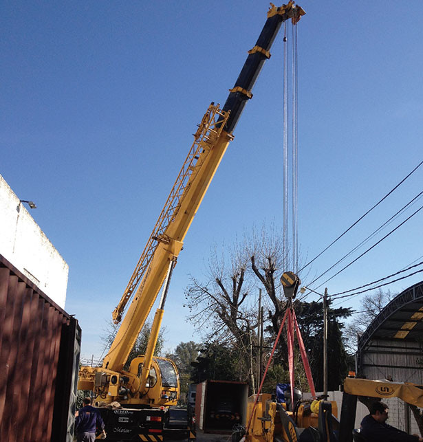 XCMG XCT20L4 Truck Crane / Telescopic Boom Crane With Lifting Capacity 20 Ton