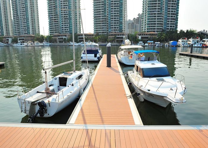 Custom-Designed Silver Floating Finger Dock Aluminum Floating Pontoon For Marina Yacht Boat