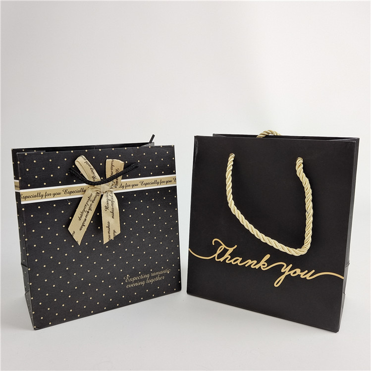 Quality Assurance Customized Paper Bags for Shopping with Logo Printing Biodegradable Paper Pouch