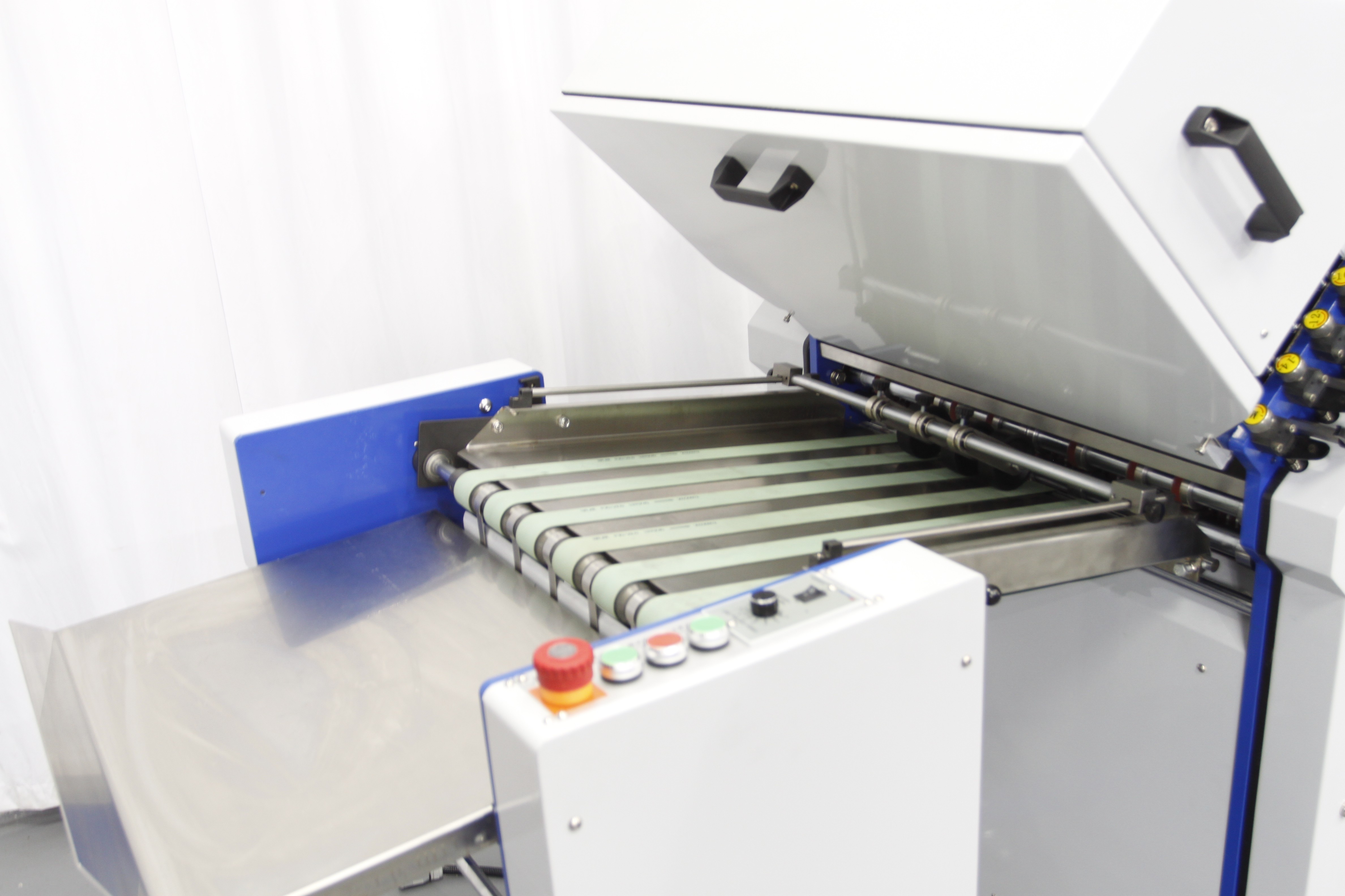 Ultrasonic Leaflet Paper Folding Machine Double Tension Induction Large Format Pharmaceutical