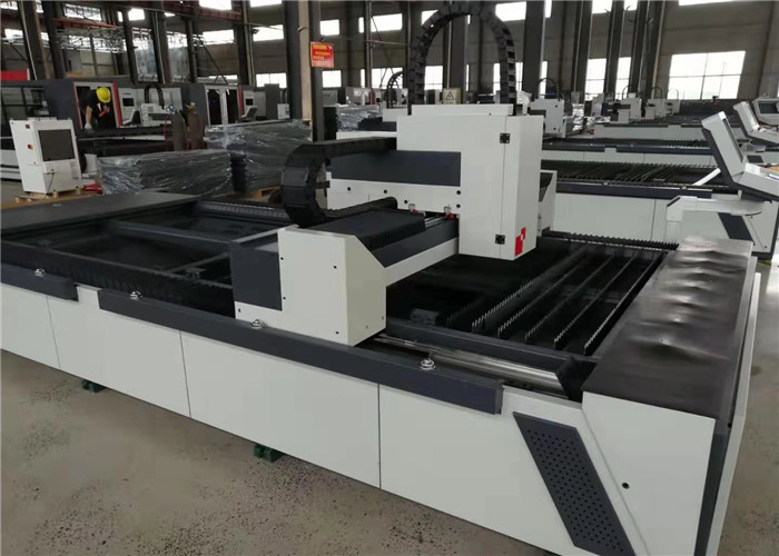 ISO Approved CNC Laser Metal Cutting Machine High Speed Laser Cutting Head Design