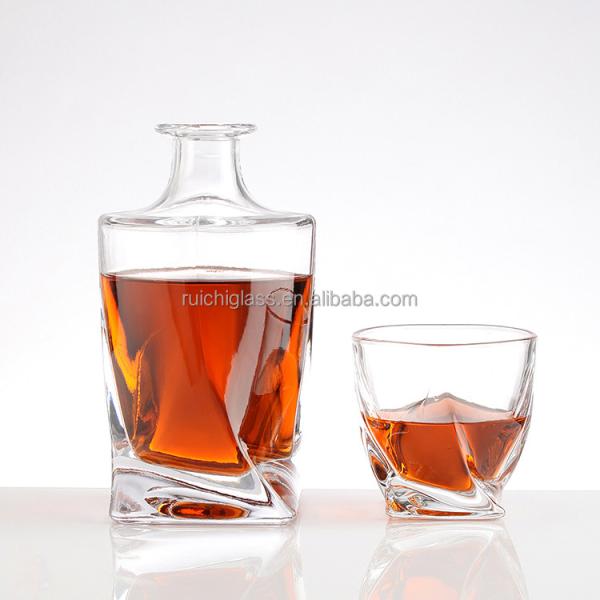 End Spirits Collection 750ml Vodka Glass Bottle with Hot Stamping and Aluminum