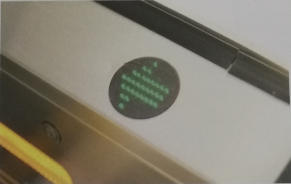 6000 Person Capacity Walkway Escalator , Flat Escalator With Running Direction Indicator