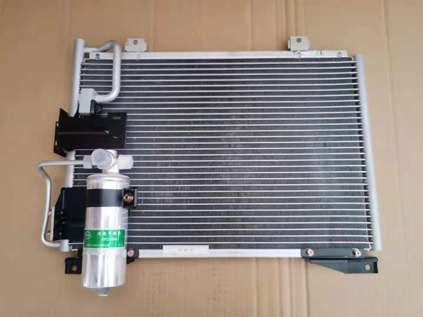 ISUZU NHR NKR 4JA1 4JB1 4JG2 Air Conditioner Condenser LPA-236 8971073642 With Air Drier