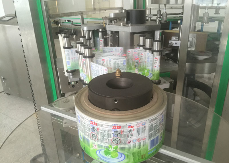Stable ROPP Material Bottle Labeling Machine For Bottled Water Guaranteed