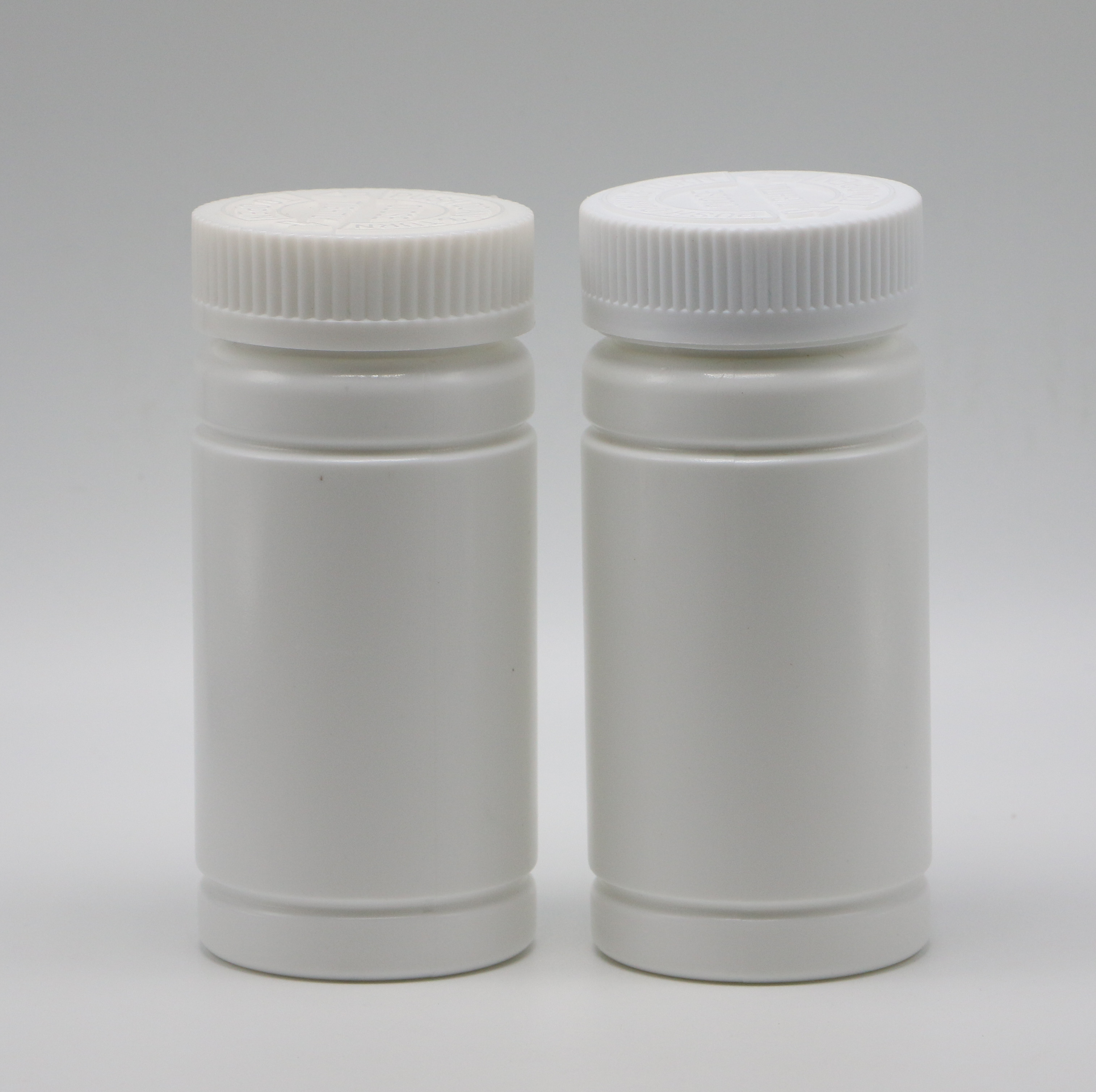 Customized Color Printing Label for 160CC/ML PE Drug-Grade Plastic Bottle and Inner Core