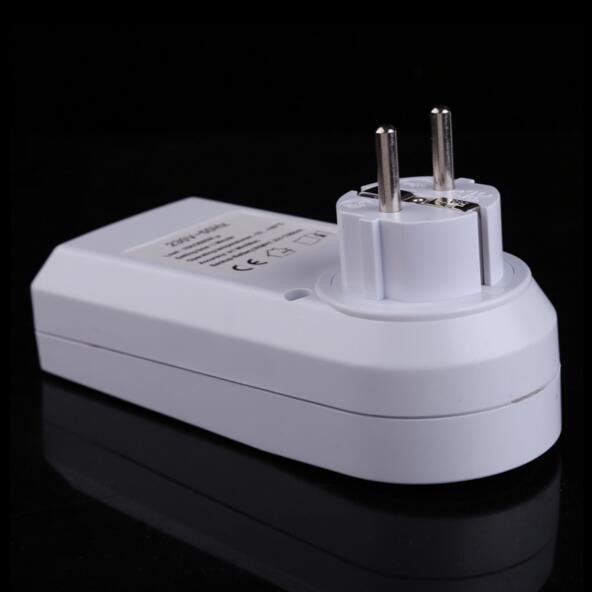 EU Plug 24 Hour Programmable Mechanical Electrical Plug Program Timer 7 Dayeek Digital LCD Display