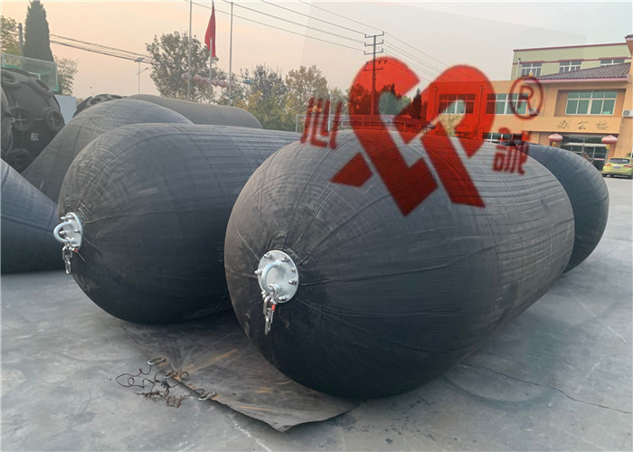 2.5m Diameter Floating Dock Fenders , Rubber Fenders For Boats