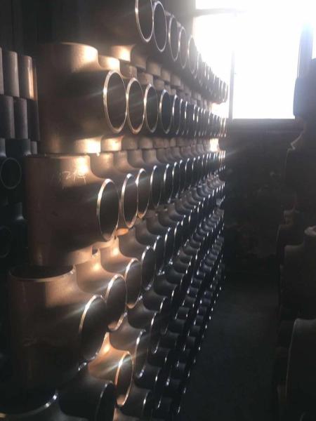 90° Butt Weld Fittings , Socket Weld Elbow 139.7X4.5 MM Sand Rolling Equal Shape